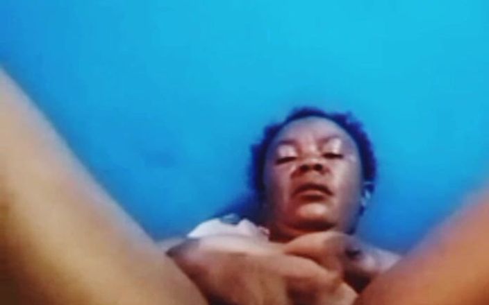 Sugarmama video call mutual masturbation: Mamá juega su coño en videollamada ep 5