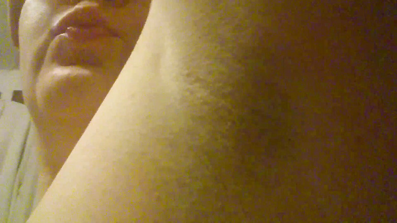 Nicoletta Embassi: 겨드랑이 페티쉬 클로즈업