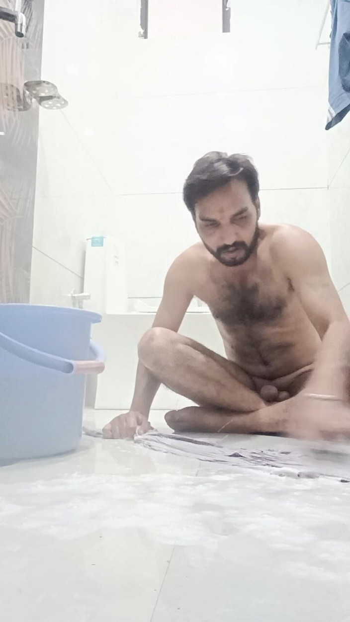 Rajasthani-old-lover: Ayah menghisap zakar ayah tiri jiran saya dan menikmati melancap