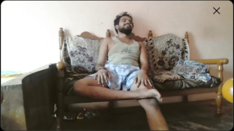 IsmaatDeva: इस्माटदेव गर्म रोमांटिक संगीत रोमांस महसूस करते हैं।