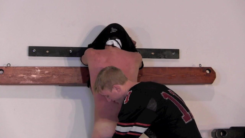 Dream Boy Bondage: Sissy etero - Capitolo 1