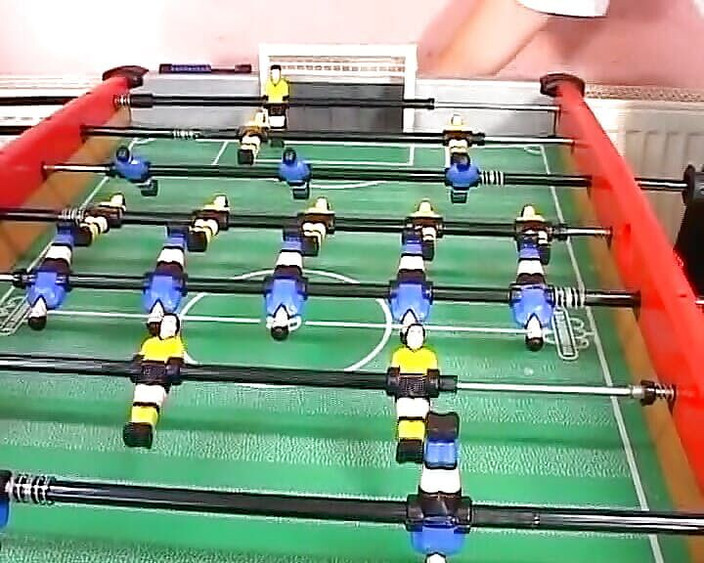 Deutsche Camgirls: Mollige Duitse amateur berijdt de grote lul van een oude...