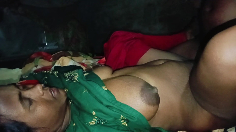 Ghazipur Uttar: Desi virale videos hindi bhabhi liebt heiß und