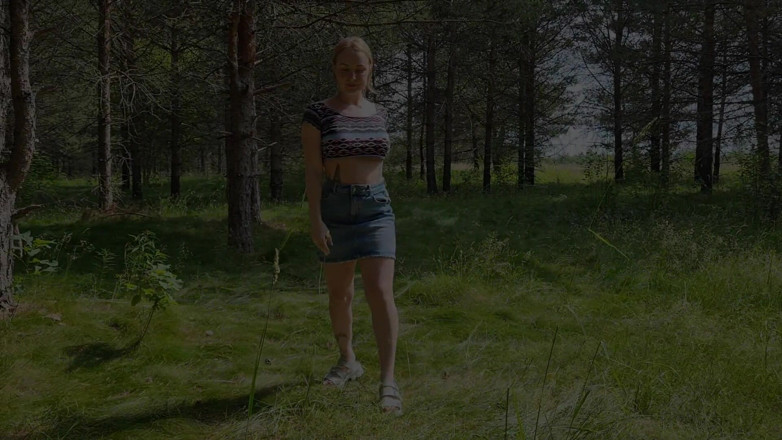 Kelsi69: Mijando na floresta