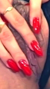 Mature Brunette Babe Fingers and Dildos Her Dripping Pussy Wildly