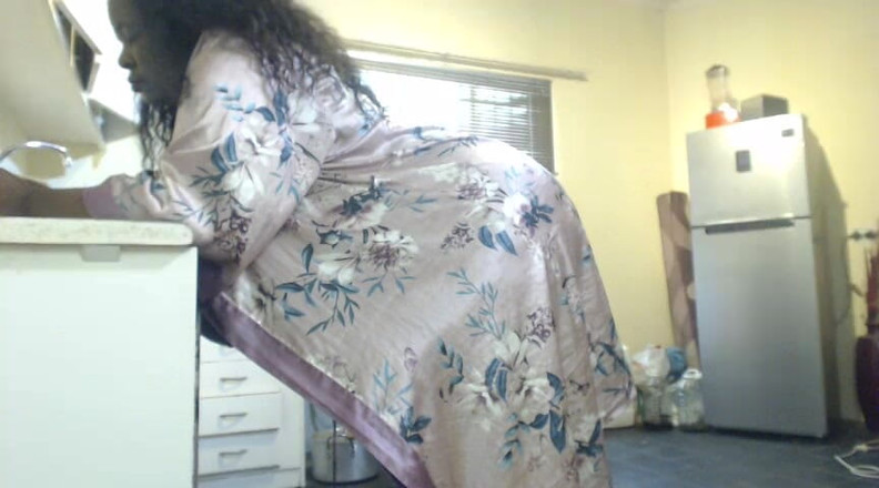 Legendary Booty Overdose: Gorda rabuda grandona stripteasing