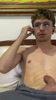 Vergon Latin Wanning Ass Blow His Dick