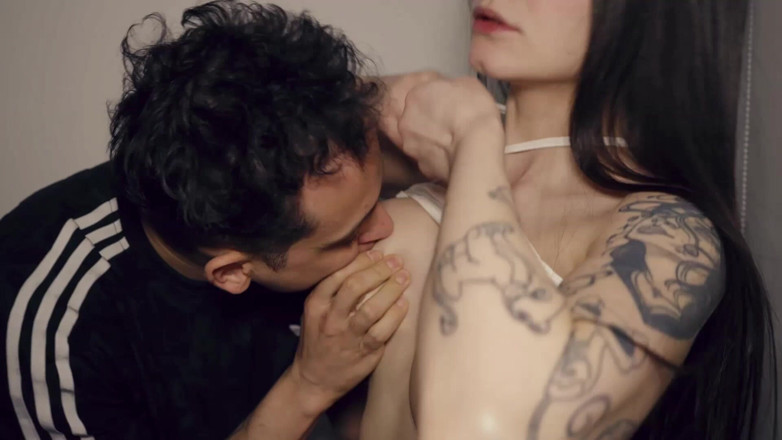 Primiciax: Fucking My Girlfriend's Friend