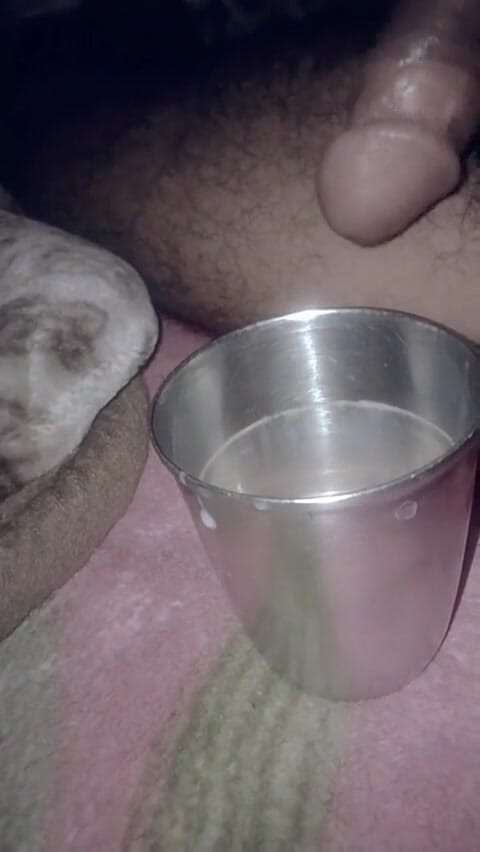 Hot_bobby: Amerikaanse harige grote pik hardcore aftrekken cumshot in het glas 7