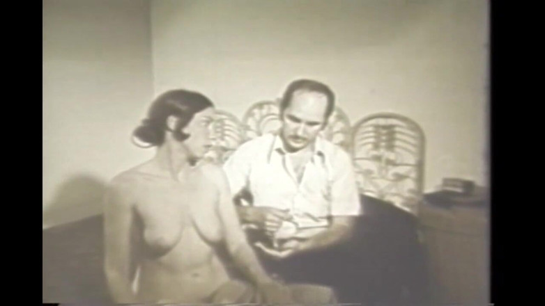 Vintage Usa: The Most Beautiful Vintage Sluts Fucked by the Neighborhood Doctor...