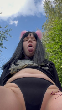 El gótico monta tu polla con la boca de Ahegao