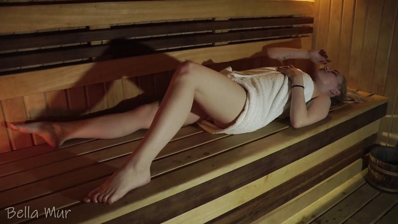 Bella Mur: Si Dia mahu berehat di sauna tetapi dapat zakar gemuk...