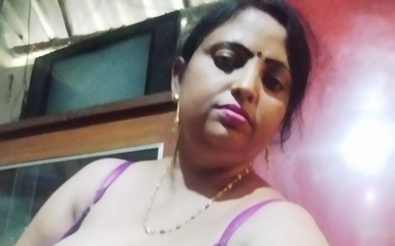 Today I Released the Water From My Pussy (Santoshi sex parlour)