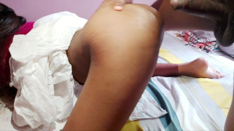 SlMilan: Sri Lankaans Sinhala-stel neukt Indische Bhabhi dag 2
