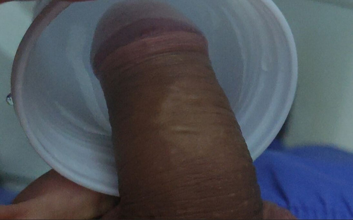 Straight Daddy Club: Penisi Dondurmanın Ev Yöntemi.