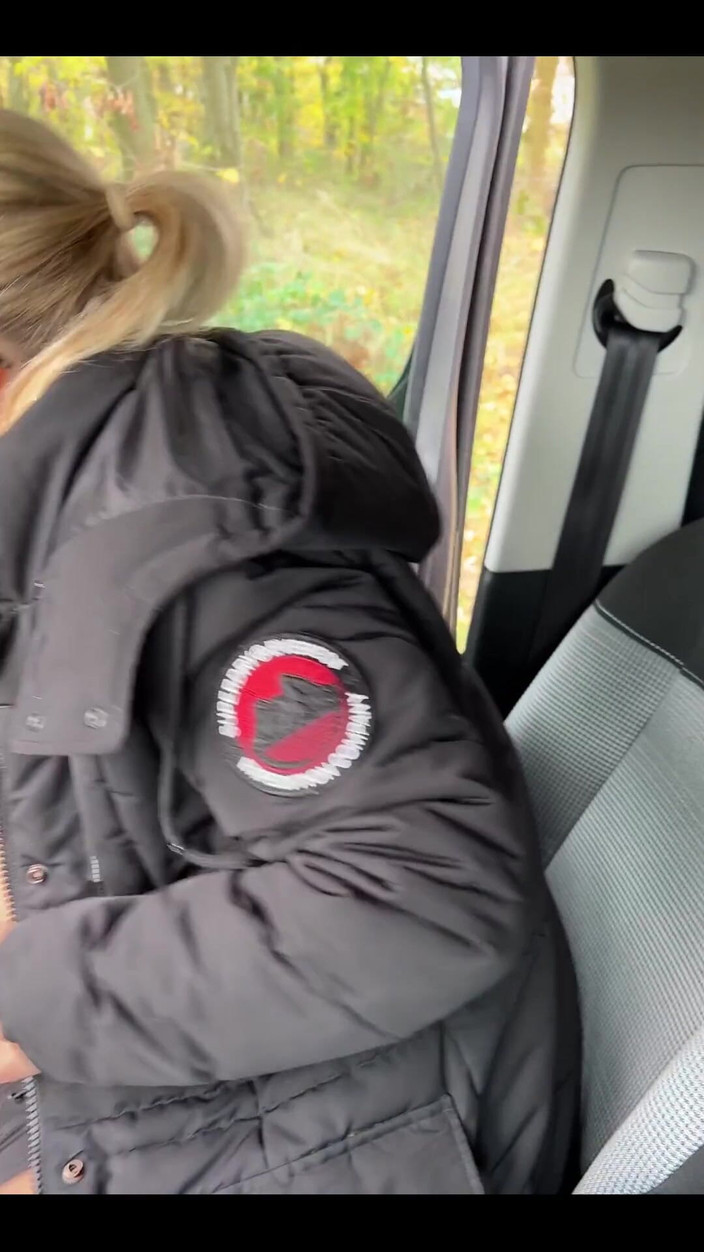 Daddys Luder: Masturboval jsem venku