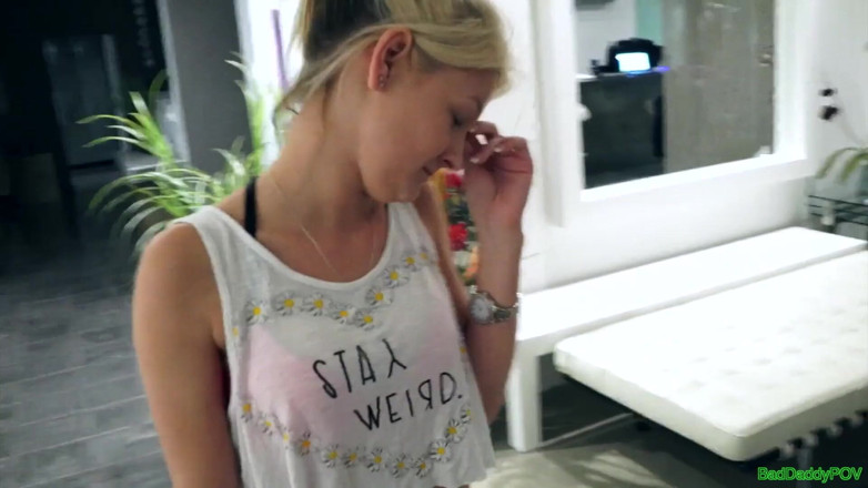 BadStepFamilyPov: Hope Harper suge pula tatălui vitreg