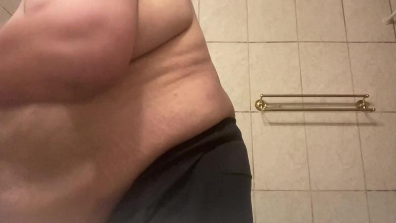 Chubbytits16: Mit meinem selbst spielen