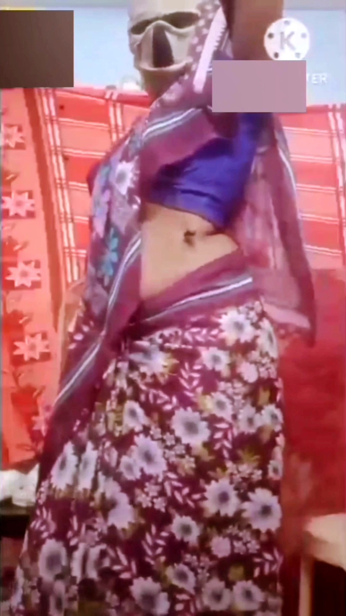 RenuRaj: Desi Indyjski Tamil żona Renu Nago na żywo call Sugar Stepdaddy Boobs...