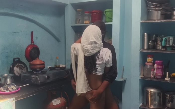 VillageBlackfairy: Sexo casero en la cocina