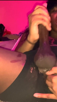 Aj180 lagi asik ngentot memekku pakai dildo sampai mengerang keenakan