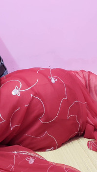 A Beautiful Stepaunty Invited Me for Sex Before Resting