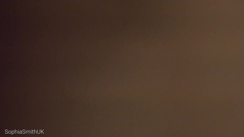 SophiaSmithUK: ASMR velký polibek