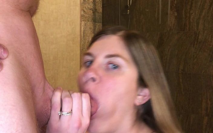Lisa Brooks: Wife cumswaps and gags on his cum.