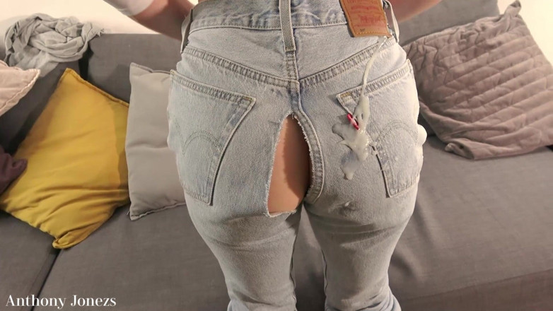Anthony Jonezs Studio: Pissing and Fucking Teen with Jeans on