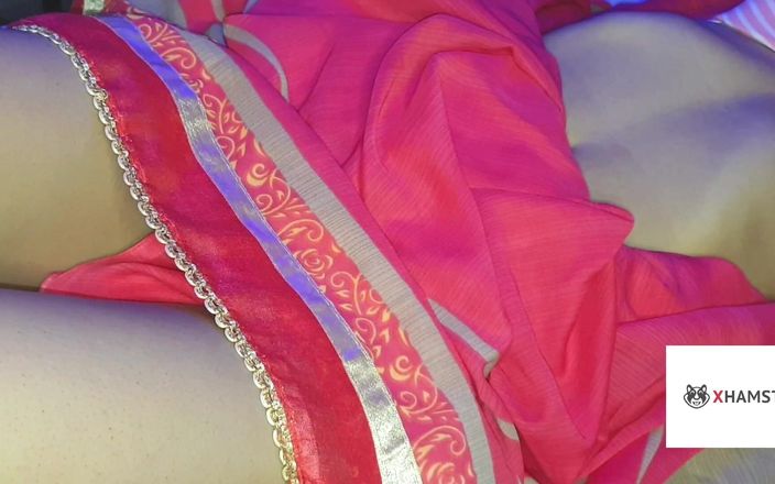 HunnyBunny: Misleid deze hete Indische teef en bef haar poesje als...