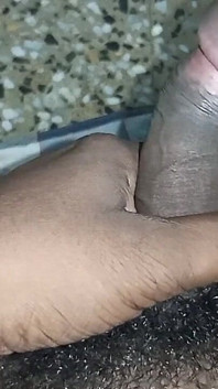 Ich gehe ins zimmer und ficke muschi