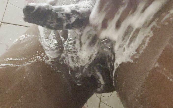 Hacker Boy: Horny Indian Desi Big Thick Dick Who Wants to Taste...