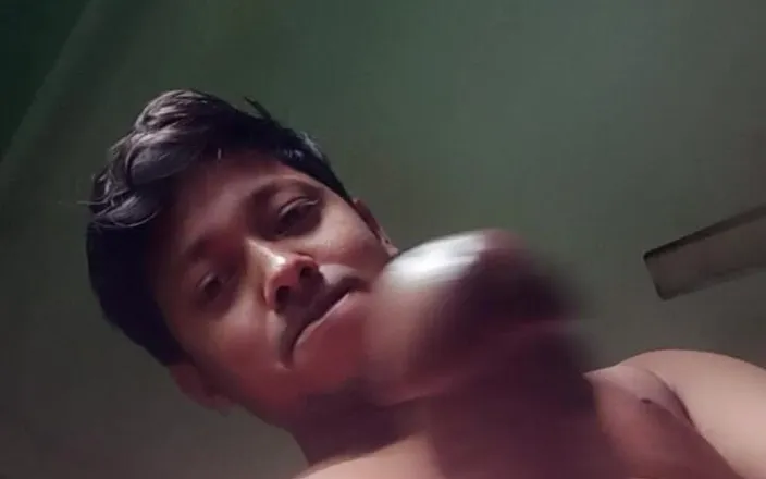 Asian chock: Asian Boy Big Black Cock Open the Clothes and Masterbration