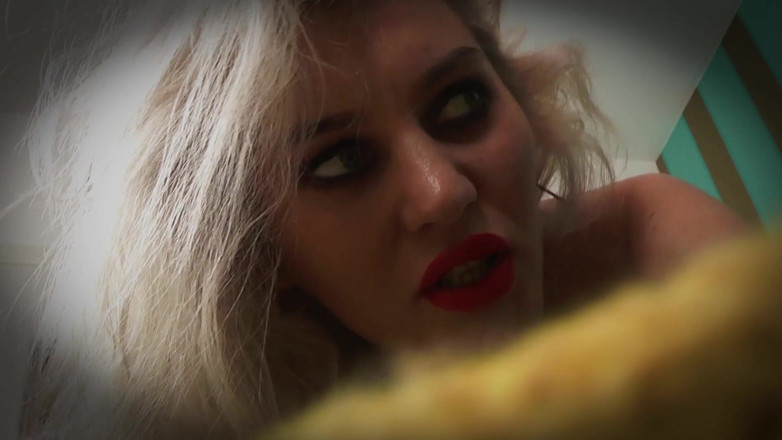 Goddess Celine: Prima pizdă împotriva voinței tale