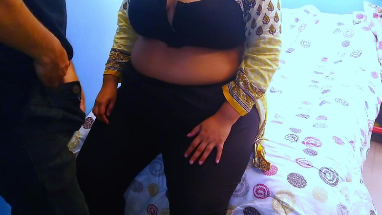 Aria Mia: Egipska seksowna świeżo poślubiona żona zerżnięta przez przyjaciela męża podczas gdy mąż...