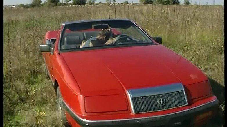 Milfed retro: Tvrdý venkovní sex a nadržený pohled na žhavou tlustou bradavku