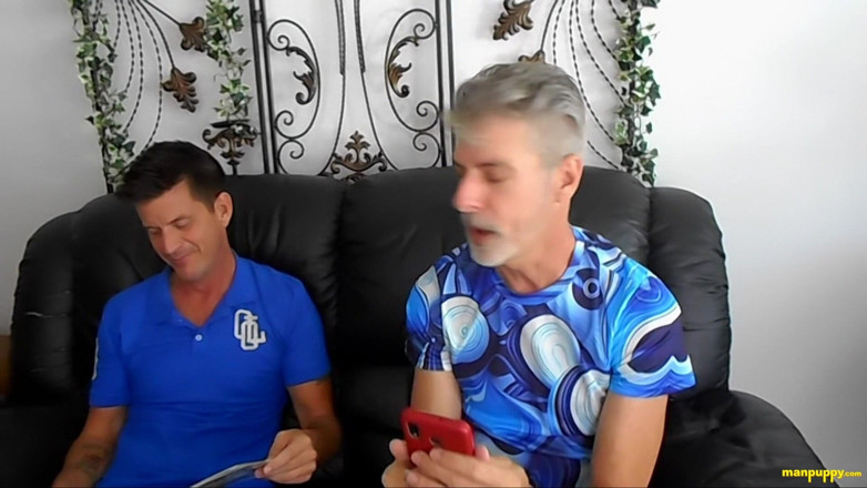 Man Puppy: Influenceuse des réseaux sociaux, embarras