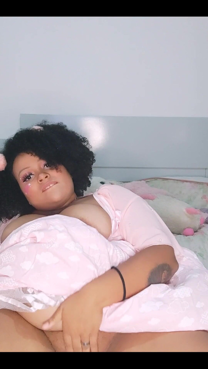 Cutiepiie Chubby: Všechno panenka vystříkaná