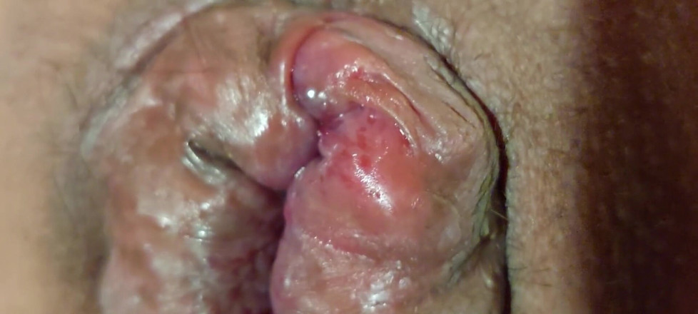 Dildo Man and Cross Hard Sex: Close-up do ânus aberto