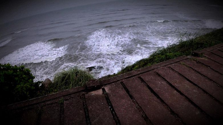 Casal Mattos Trans: Trans Girl Visits Casal Mattos Beach House and Gets Ass...