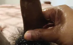 Kerala, lindo chico masturbándose