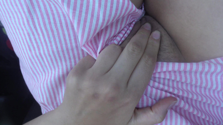 AmayaMori: Filipina india esposa se masturba en mi coche juega con...