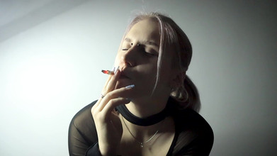 MertyXXX: Jocul scrumierei