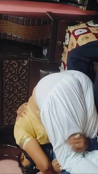 Une bhabhi marathie propriétaire se fait baiser