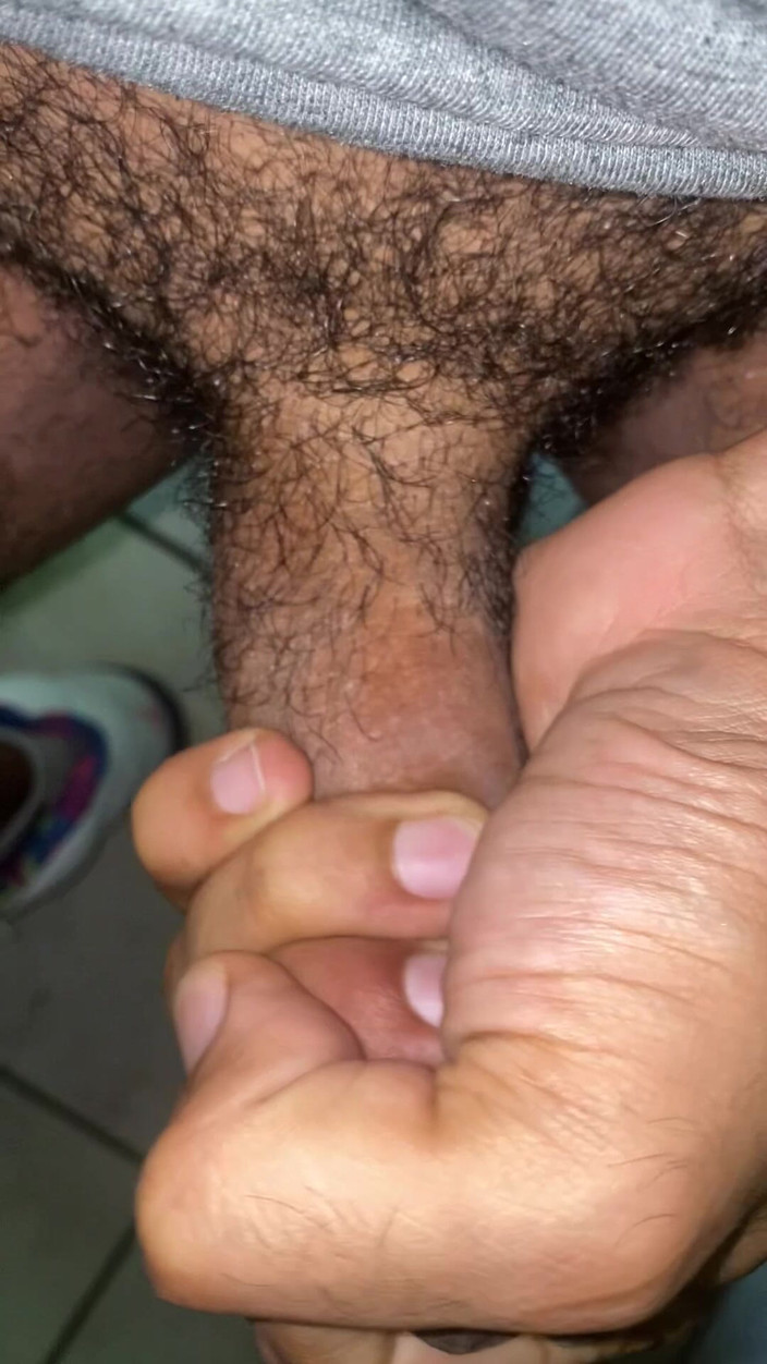 KING_TiBURON: बेल एयर जॉर्डन का उपयोग करते हुए हाथों से मजा देना