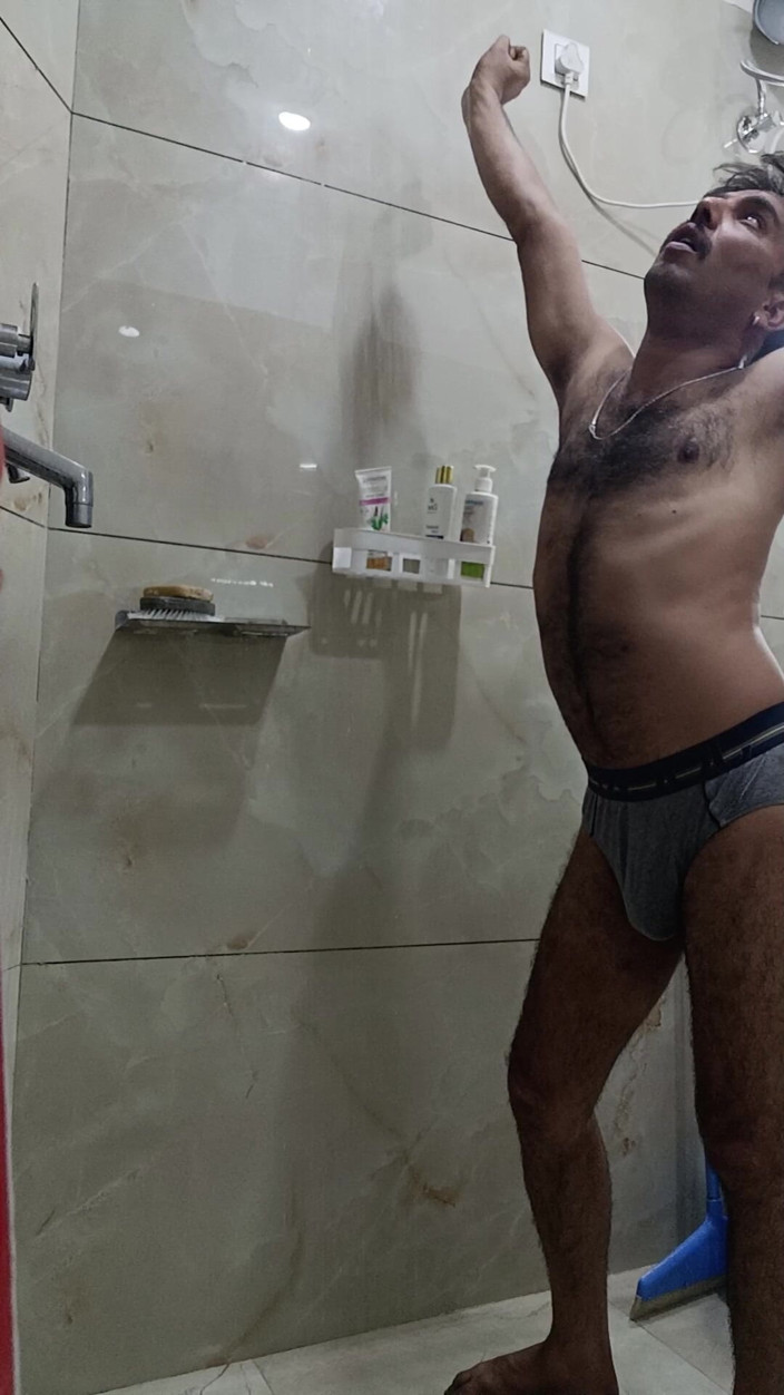 Rajasthani-old-lover: Indian Desi Man Enjoy Shower and Sex