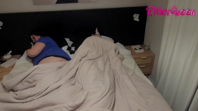 Riderqueen: Stepmom Sharing Bed Stepson - Video for Fans MILF BBW