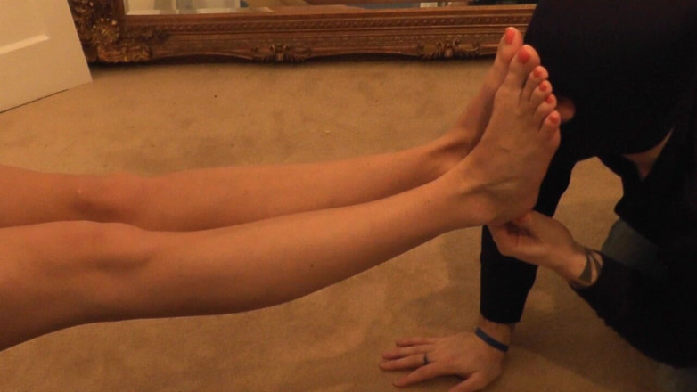 DanielleMaye: Toe Sucking Slave