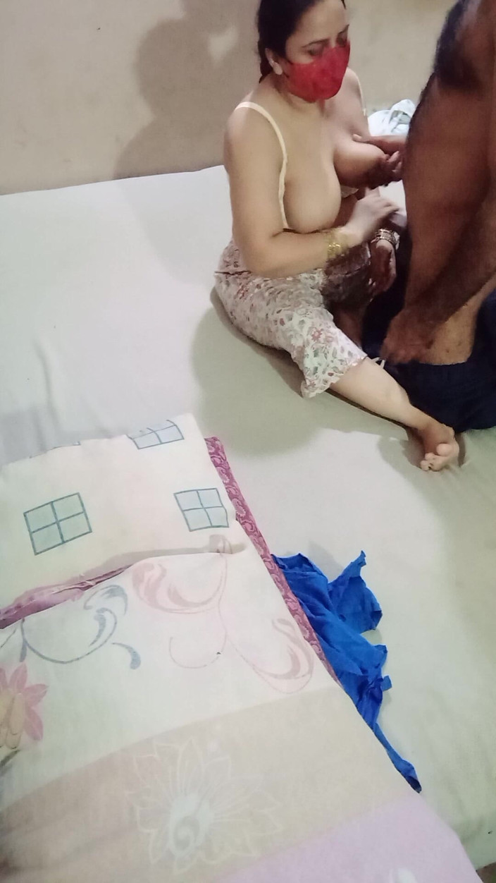 Yasmeen: Włożył to do moich ust