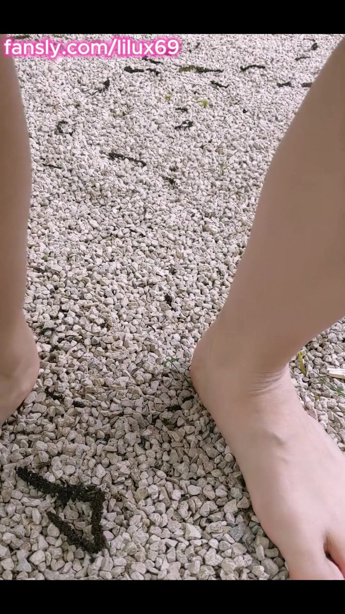 Lilux69: Sikanie na zewnątrz!